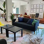 Meet Hostel