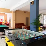 Meet Hostel