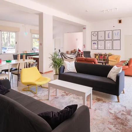 Meet 旅馆 切尔维亚