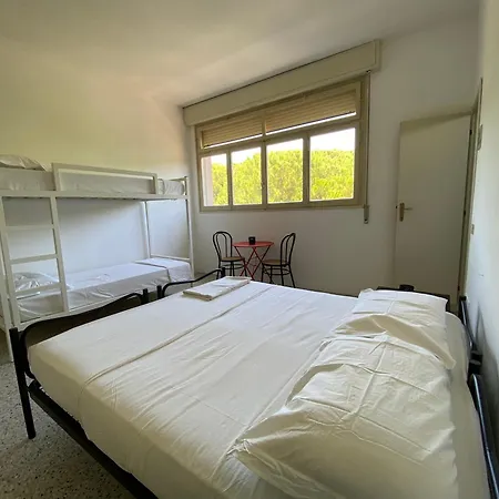 Meet Hostel *